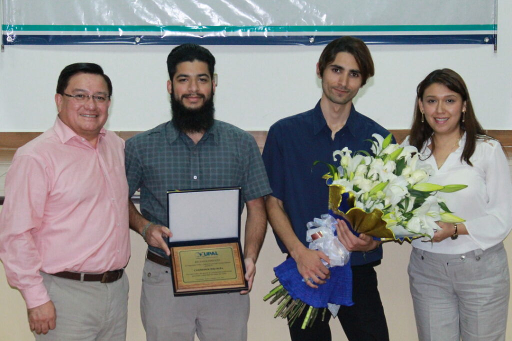 asesoramiento-sesion-disciplina-coaching-cosmosociologia-reconocimiento-hernan-peña-michael-newton